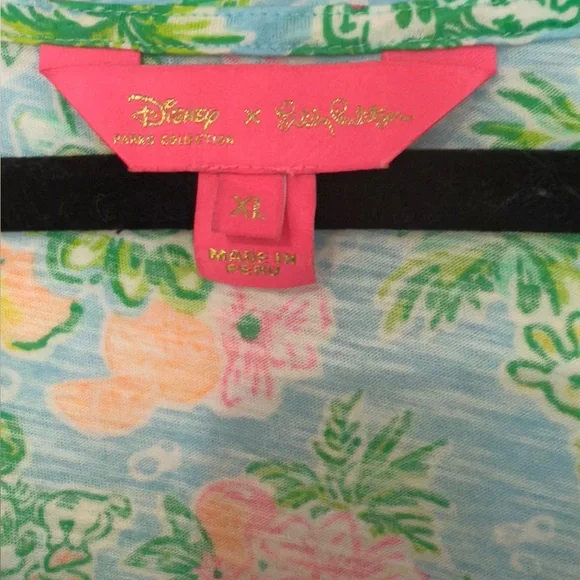 Disney x Lilly Pulitzer Etta V-Neck - Picture 3 of 3